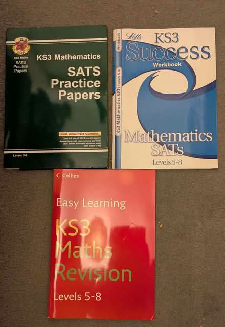 Photo of free KS3 Maths books (Tring Wharf HP23) #1