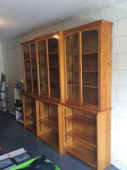 Photo of free cabinet / bookcase (Kempshott Park RG22) #1