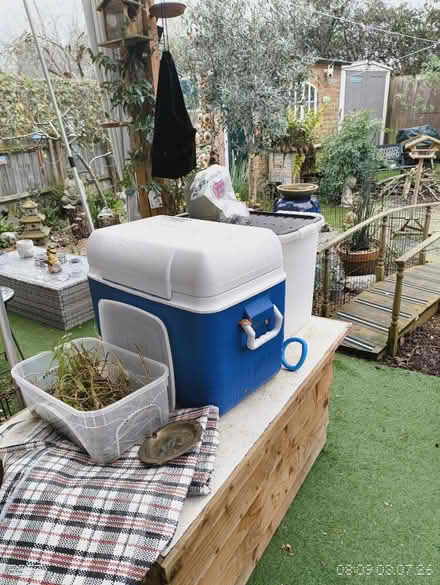 Photo of free Cool box (Basildon SS143P3 SS14) #1