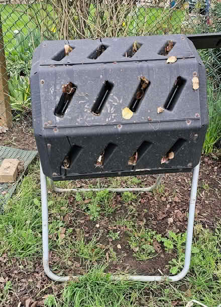 Photo of free Tumbler compost maker (Upthorpe GL11) #2