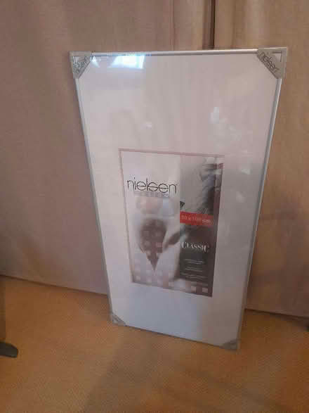 Photo of free Picture frame (Bricknells Meadow OX28) #1