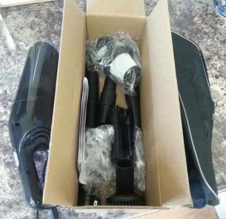 Photo of free Car vacuum cleaner. (Bawdrip TA7) #1
