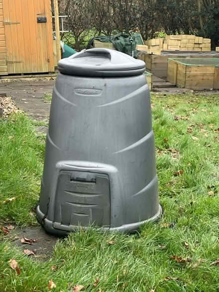 Photo of free Compost bin (GL11) #1