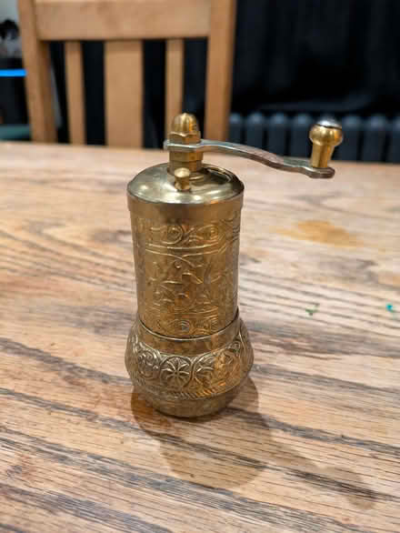 Photo of free Brass spice mill (Earwig Corner BN7) #1