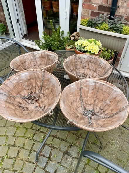 Photo of free Hanging baskets (Frodsham WA6) #1