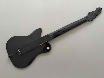 Photo of free Paper Jamz Toy Guitar (Welwyn AL6) #2