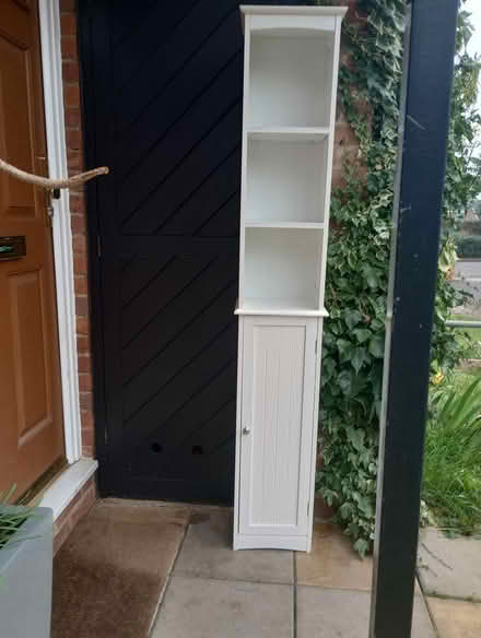 Photo of free Bathroom Storage (Luton LU1 area) #1