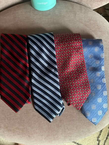 Photo of free 4 Men’s silk ties (Rego Park) #1