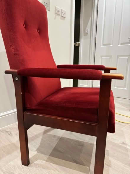 Photo of free Arm chair (Worlds End SW10) #2