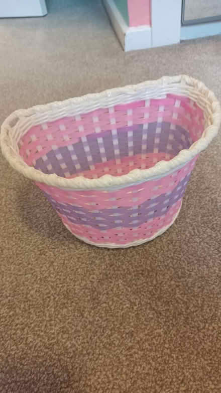 Photo of free Halford's kid's bike/scooter basket (SW11) #1