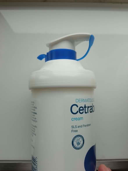 Photo of free Cetraben Dermatological Cream (Hildenborough TN11) #1