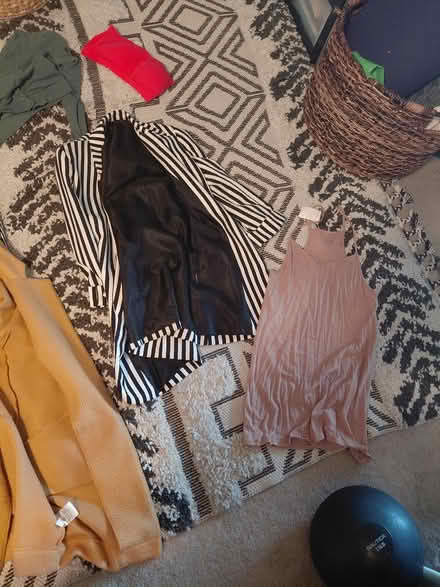 Photo of free Women's clothing (Northern va) #2