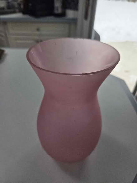 Photo of free Glass vase - pink (Farmington @ 11 Mile) #1