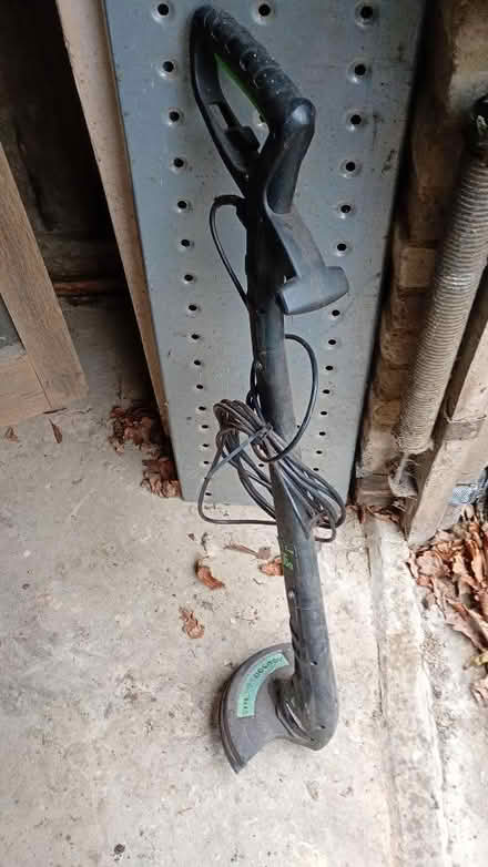 Photo of free Grass strimmer (Upper Hartfield TN7) #2