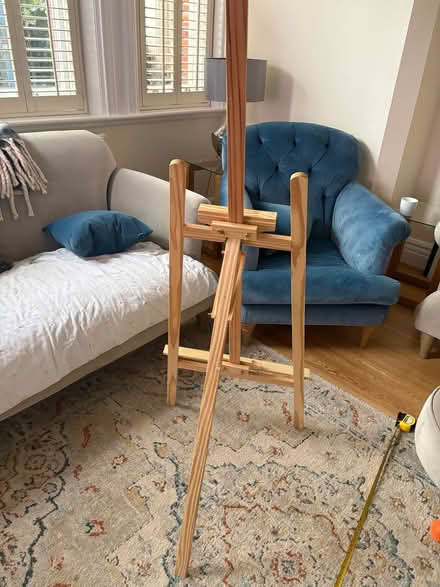 Photo of free Wooden easel (Ravenscourt Park W6) #1