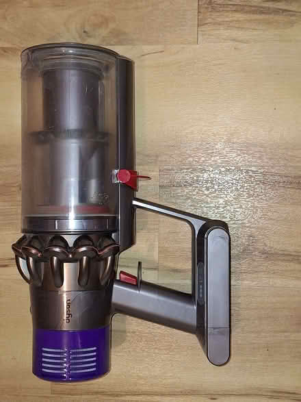 Photo of free Dyson V10 vacuum cleaner (Scale Hall LA1) #2