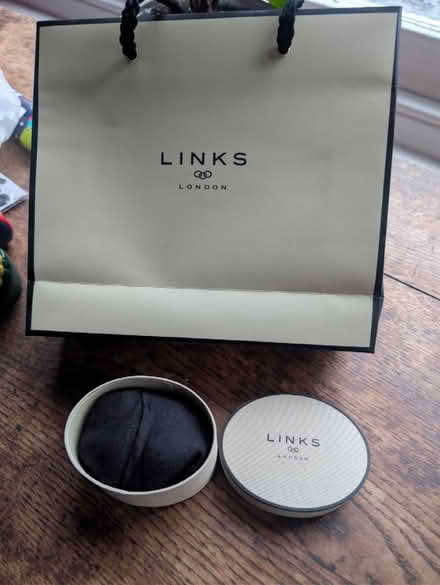 Photo of free Links empty gift bag and box (Neasden NW10) #1