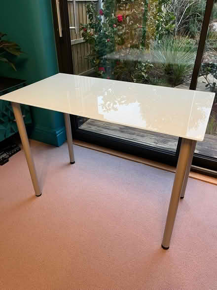 Photo of free Glass top table (Hillcliffe WA4) #1