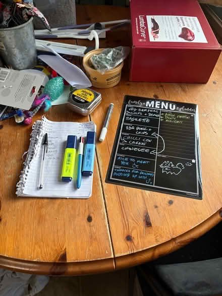 Photo of free Round extending table (GL5) #3