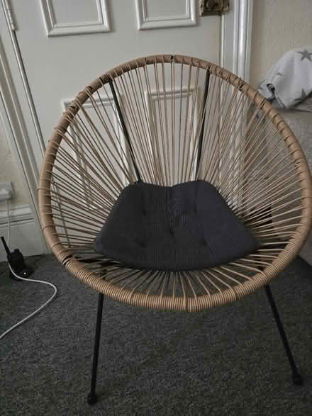 Photo of free Nice comfortable chair (IG3 8EX) #1