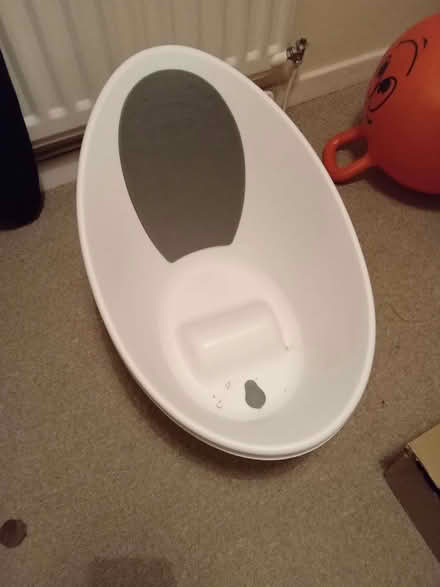 Photo of free Babies bath tub (Attwood Green B5) #3