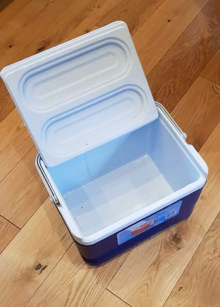 Photo of free Insulated Chiller (SE15) #2