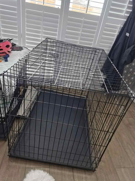 Photo of free Large dog crate (MK15 downhead park) #1