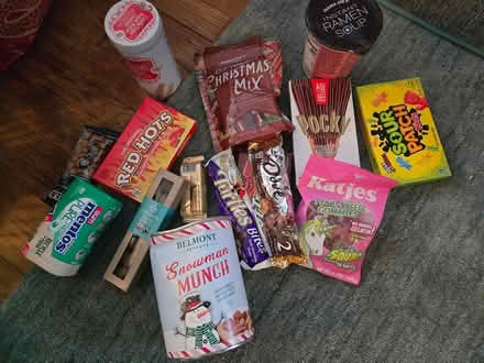 Photo of free Candy (expired 2025?) (Ballard) #1