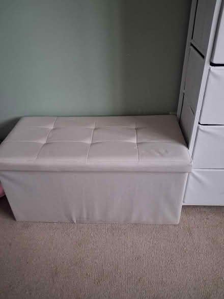Photo of free Ottoman (Wickford SS11) #1