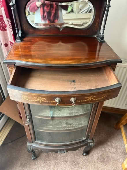 Photo of free Veneered wood display cabinet (DE11 0SX) #3