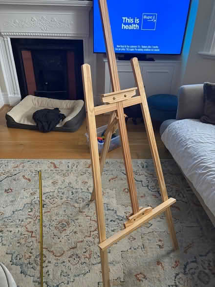 Photo of free Wooden easel (Ravenscourt Park W6) #2