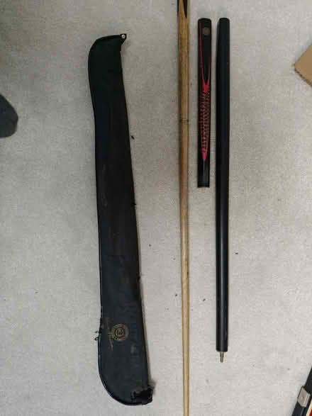 Photo of free Snooker/ pool cue (Bn12lr) #1