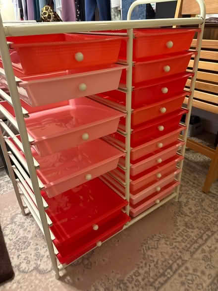 Photo of free pink plastic drawers (pudsey LS28) #1