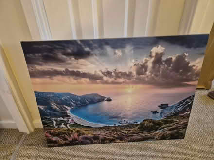 Photo of free Various canvas pictures (Drayton PO6) #2