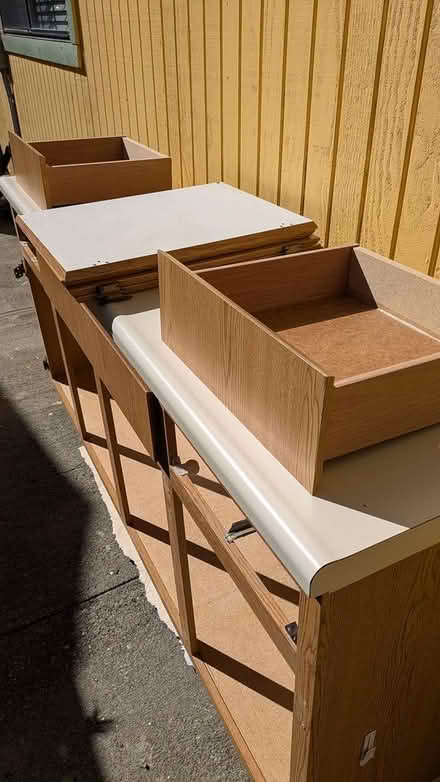 Photo of free 6 Foot base cabinet w/ counter top (West Davis, CA. 95616) #3