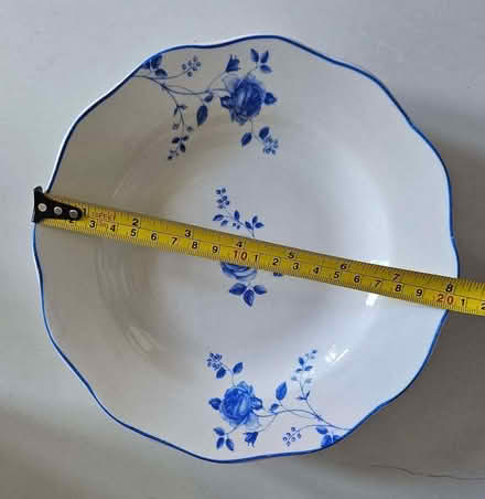 Photo of free dinner and tea set House of Fraser Blue Rose (Windmill Court EX14) #4