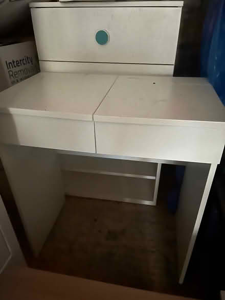 Photo of free White wooden desk (Fairfield Park) #1
