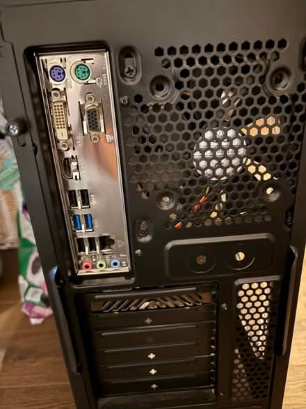 Photo of free Desktop computer (Swindon SN1) #2