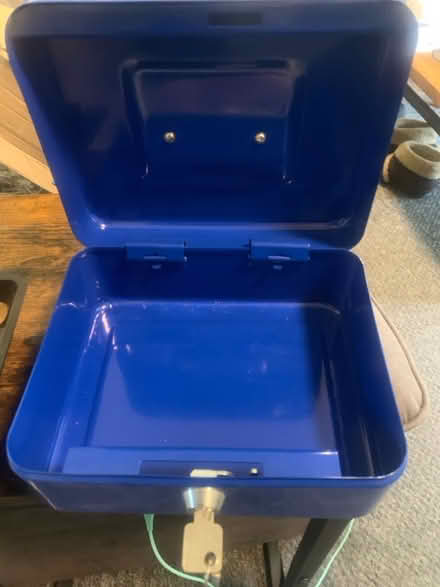 Photo of free Blue cash box (Paulsgrove PO6) #3
