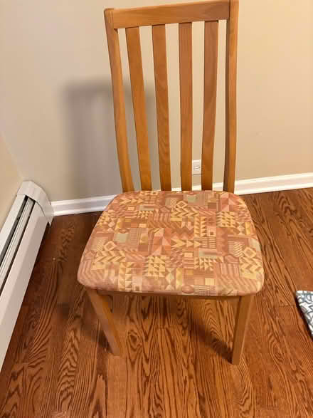 Photo of free Wooden chair (West Glenview) #1