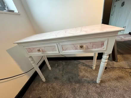 Photo of free Smal pink and white dressing table (Anstey LE7) #1