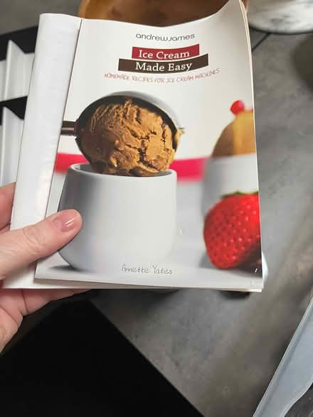 Photo of free Ice cream maker (Spinney hill NN3 6BZ) #2