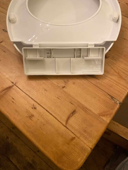 Photo of free Plastic toilet seat (Emmer Green RG4) #2