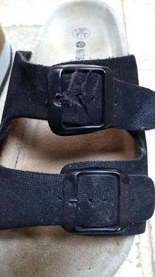 Photo of free Footbed sandals - indoor slippers (Risinghurst OX3) #4