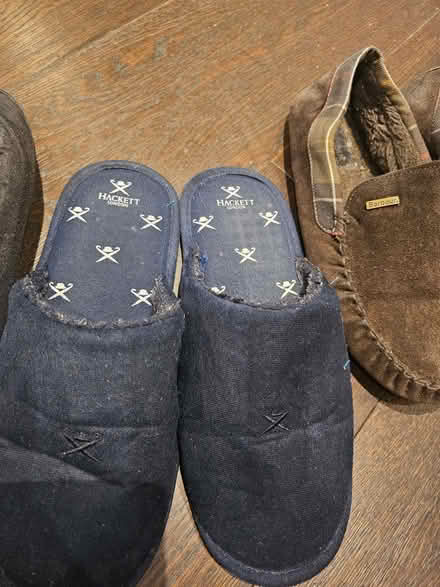 Photo of free Men size 7 slippers (Lower Morden SM3) #3