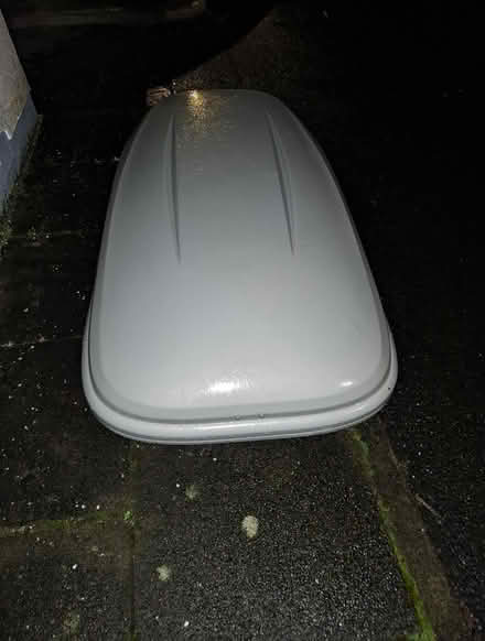 Photo of free Large Roof Box, broken hinge (East Kilbride G74) #1