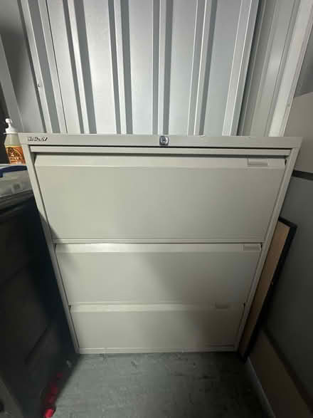 Photo of free Bisley Metal Drawers Filing Cabinet (N4) #1