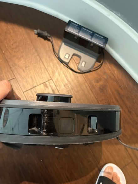 Photo of free Robot Vaccuum/Mop Combo (York/Belgravia) #3