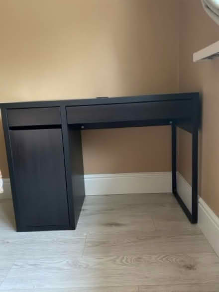 Photo of free Computer desk (Tallaght) #1