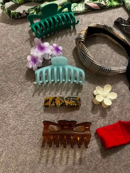 Photo of free Hair accessories (Amersham HP6) #2